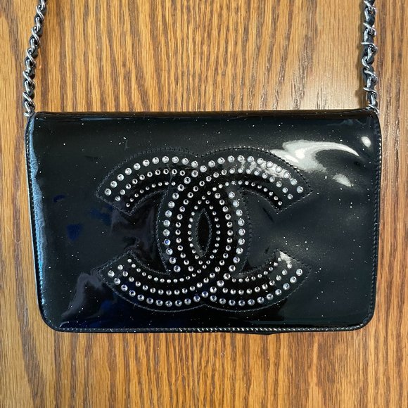 Chanel Timeless Wallet On Chain w/ Crystal Logo - Picture 1 of 6